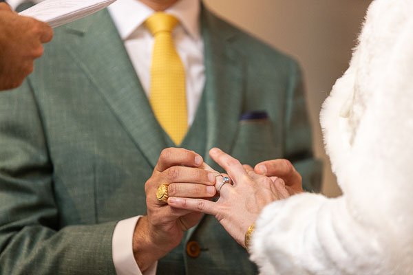 Passage des alliances cérémonie mariage catholique genève