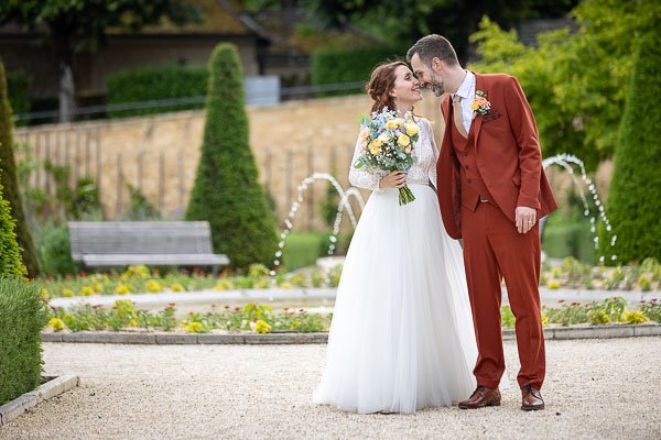 Couple dans le jardin duPeyrou à Neuchâtel